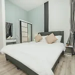 Retreat Blue Ocean 3Br Mosaic Southkey Midvalley By Our Stay